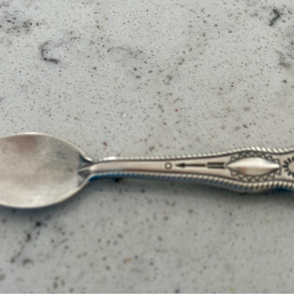 Elegant Solid Sterling 925 Silver Spoon Brooch with Intricate Design Very Old
